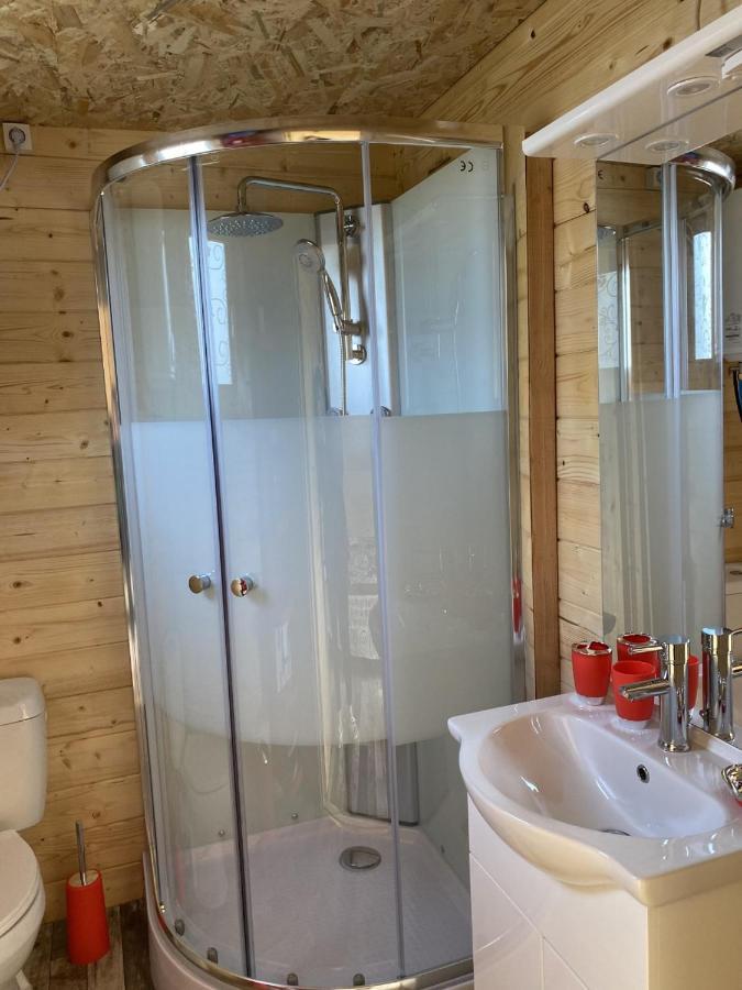 Charmant Chalet Pour 2 Personnes Spa Prive Massillargues-Attuech ภายนอก รูปภาพ